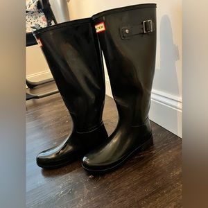 Hunter original black size 6 glossy rain boots
